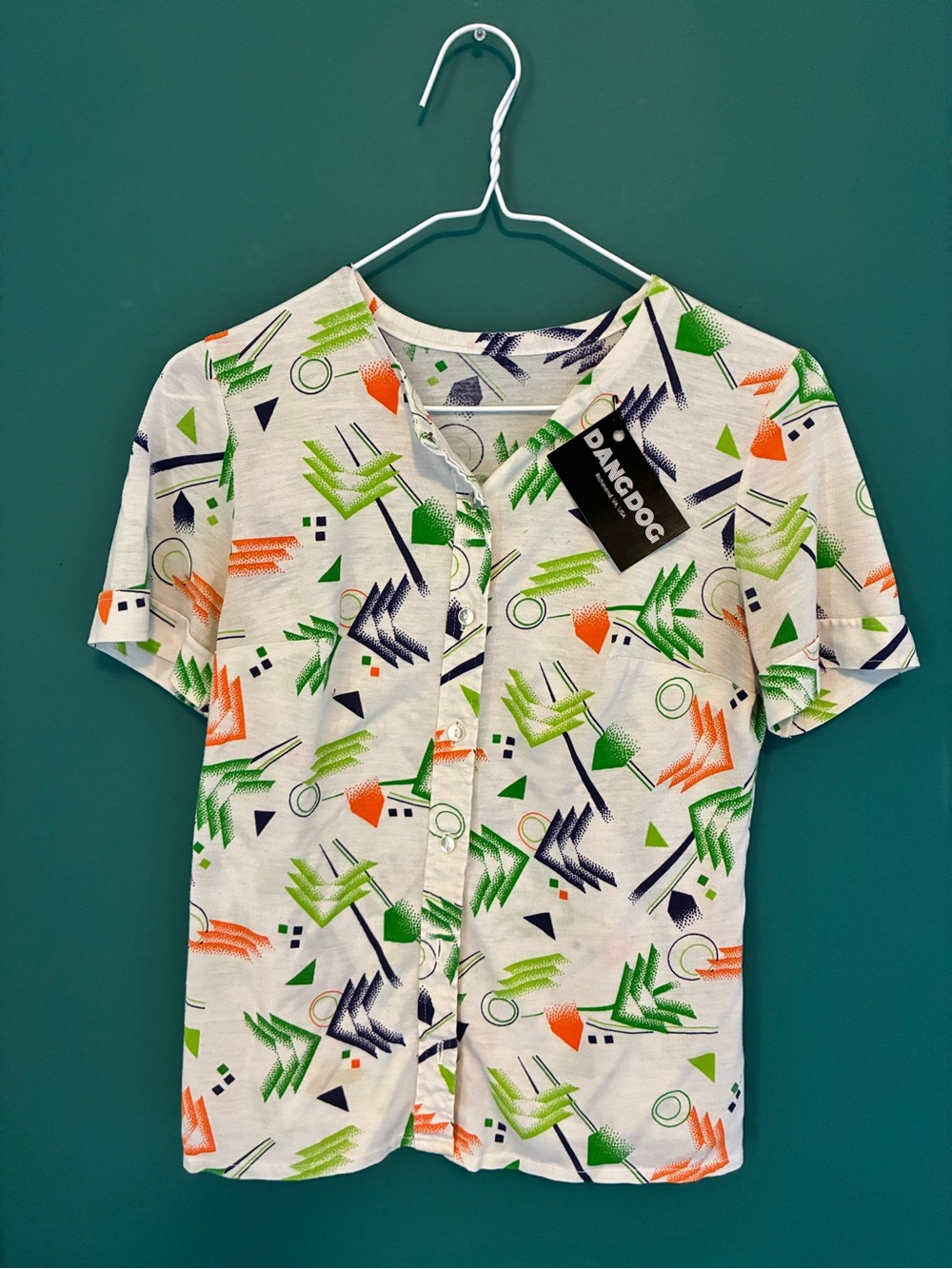 True 90’s Vintage Geometric Womens Button Down tee